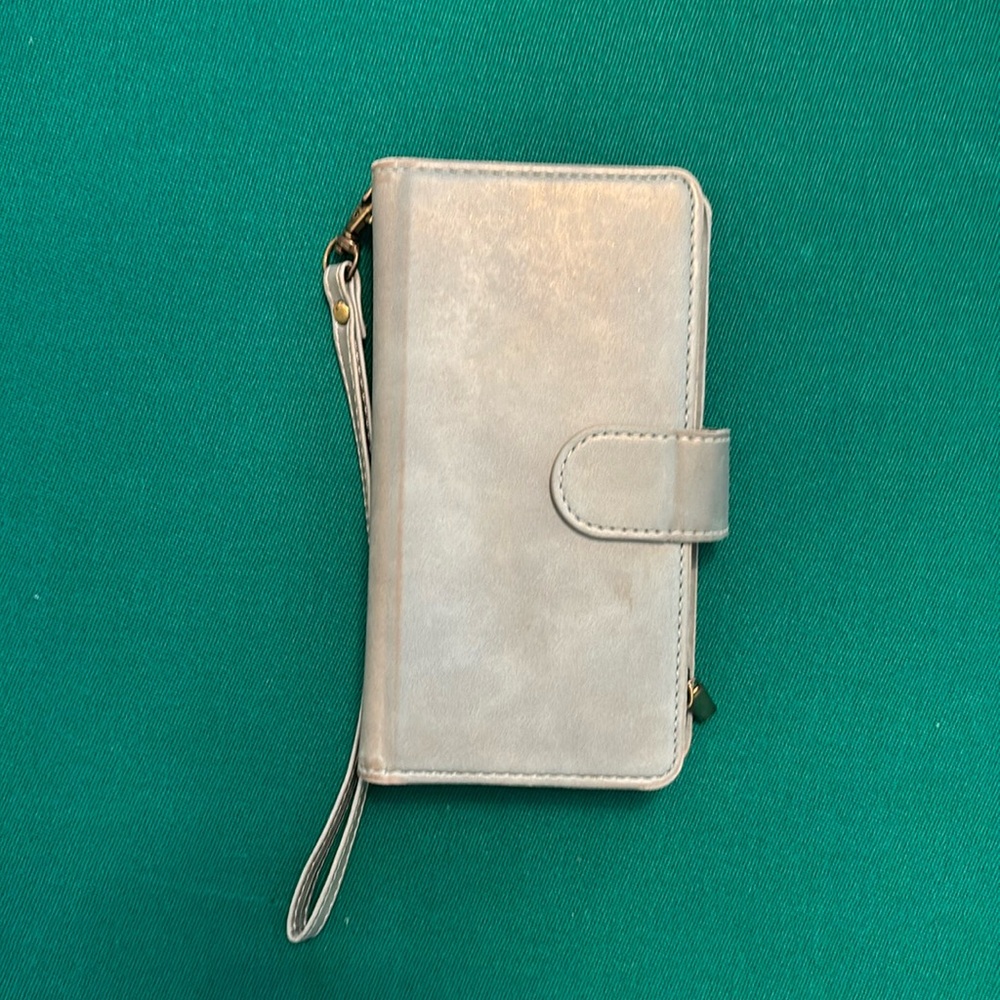 iPhone SE2020 Wallet case with wrist strap